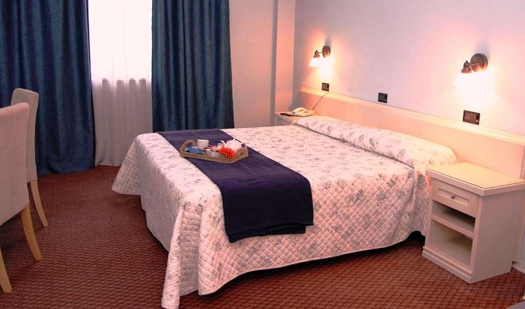 Il Grifo Hotel e Bisteccheria Toscana Montepulciano Stazione Camera foto