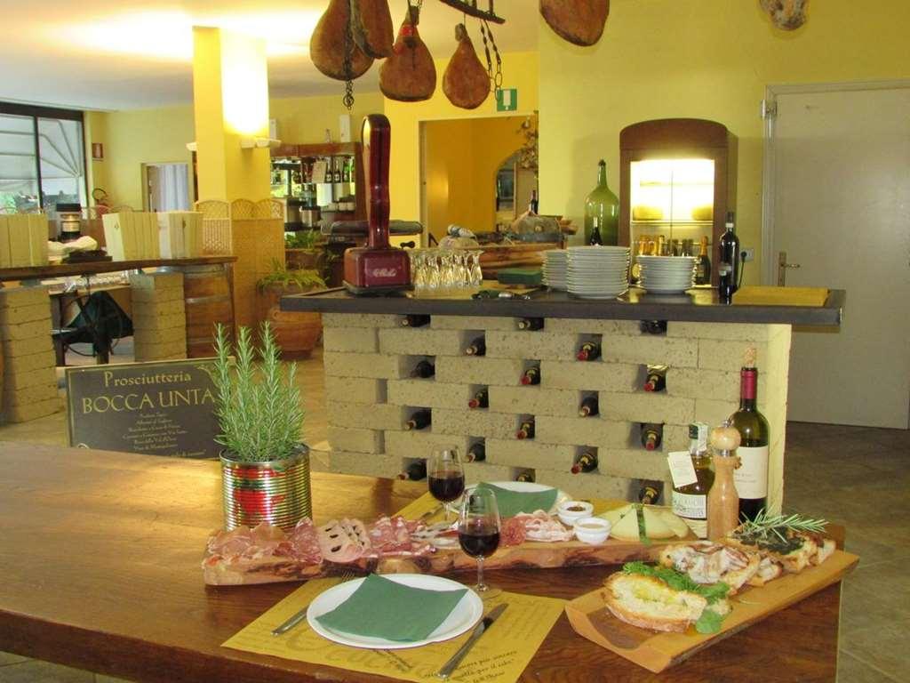 Il Grifo Hotel e Bisteccheria Toscana Montepulciano Stazione Ristorante foto