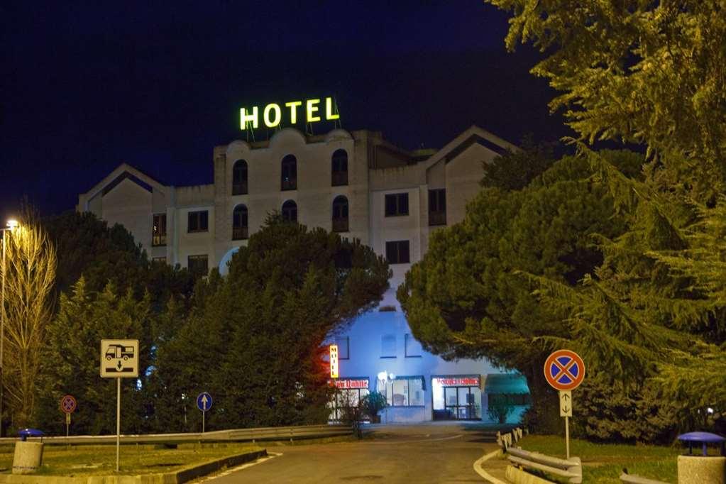 Il Grifo Hotel e Bisteccheria Toscana Montepulciano Stazione Esterno foto
