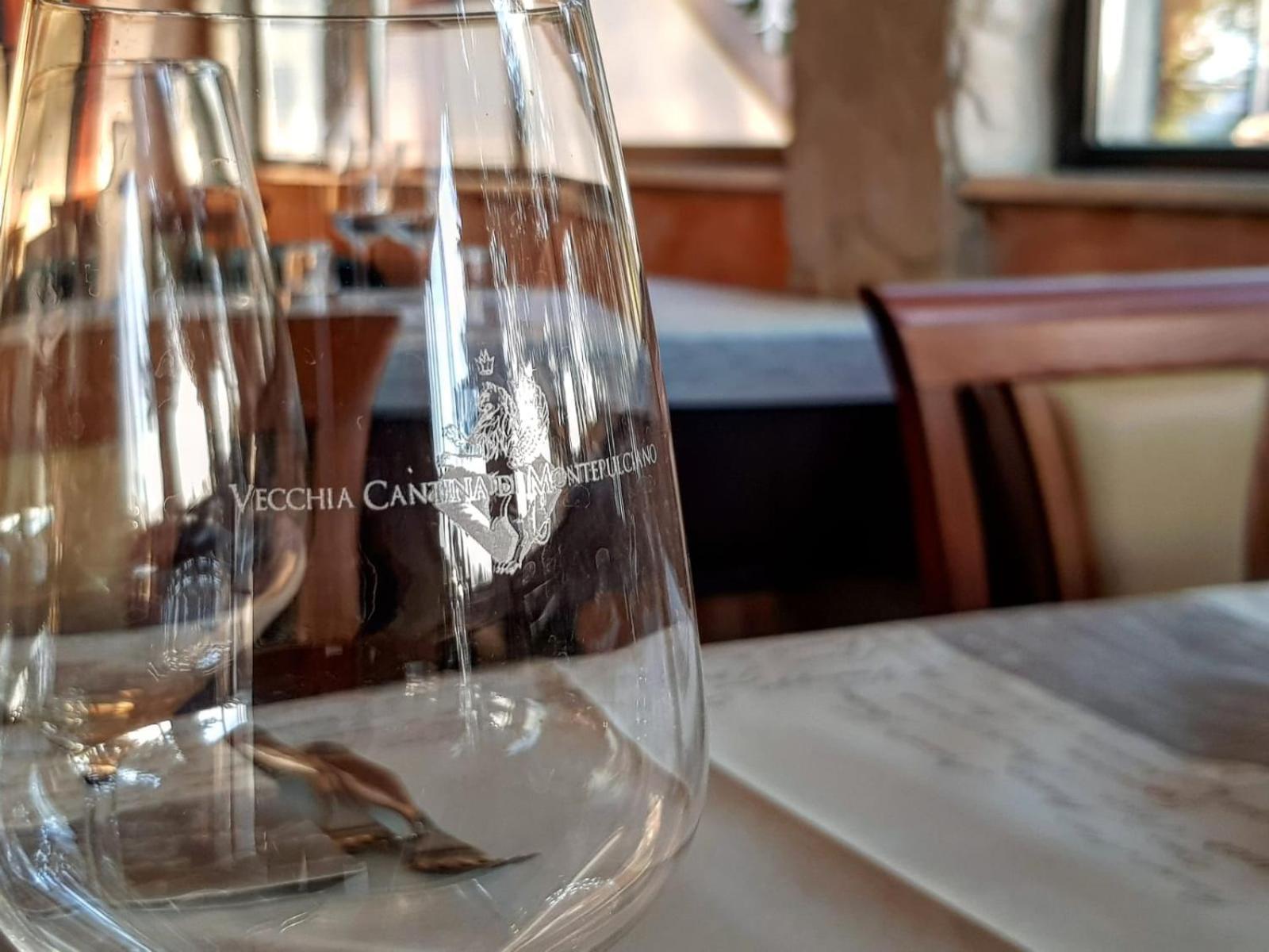 Il Grifo Hotel e Bisteccheria Toscana Montepulciano Stazione Esterno foto