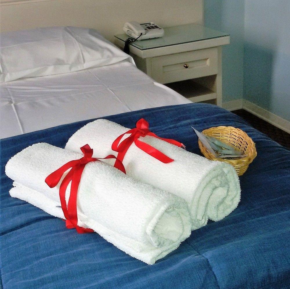 Il Grifo Hotel e Bisteccheria Toscana Montepulciano Stazione Esterno foto