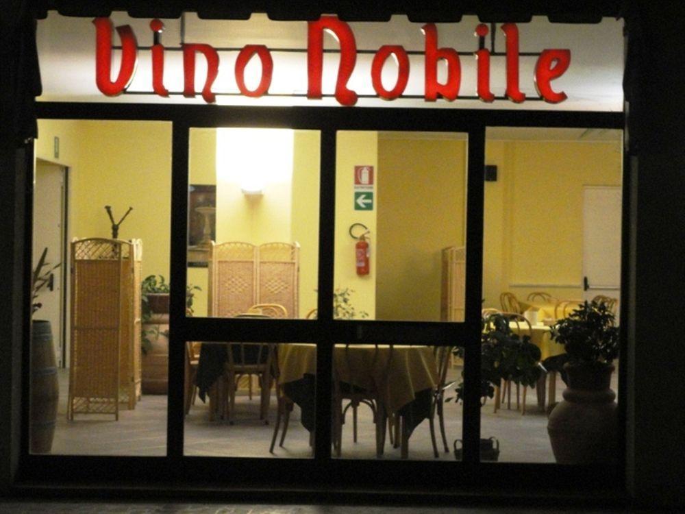 Il Grifo Hotel e Bisteccheria Toscana Montepulciano Stazione Esterno foto