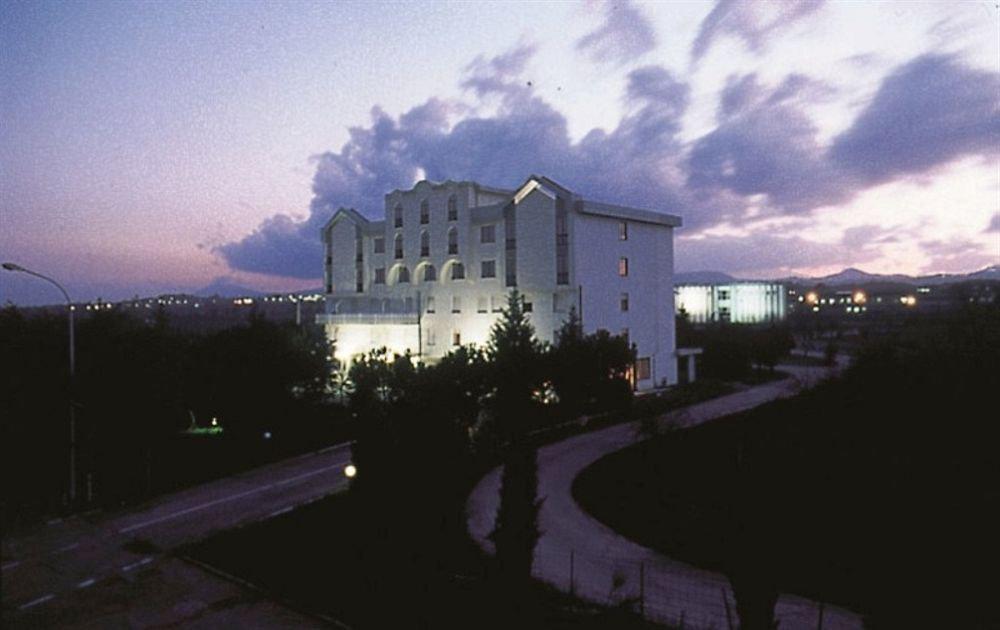 Il Grifo Hotel e Bisteccheria Toscana Montepulciano Stazione Esterno foto