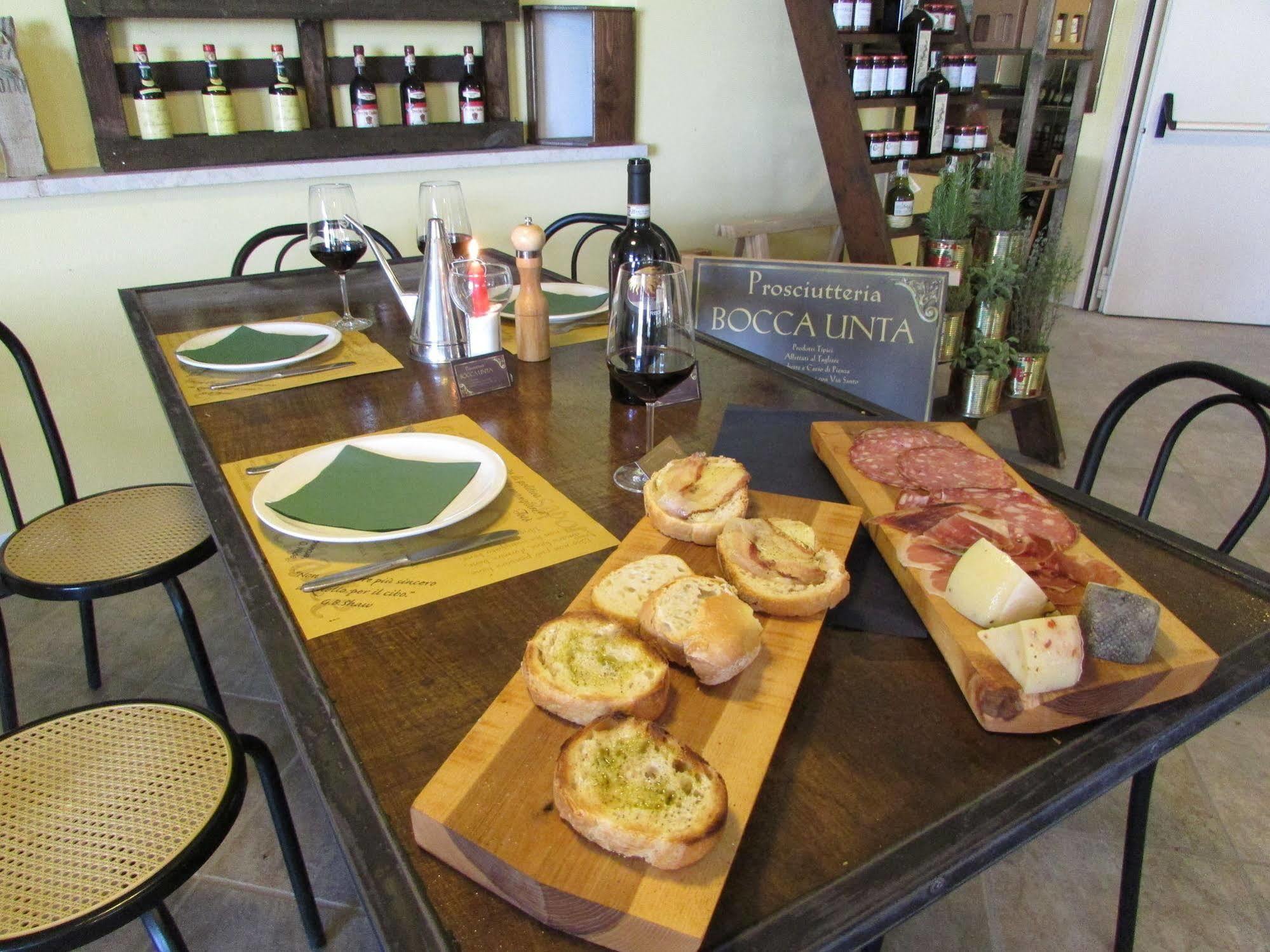 Il Grifo Hotel e Bisteccheria Toscana Montepulciano Stazione Esterno foto