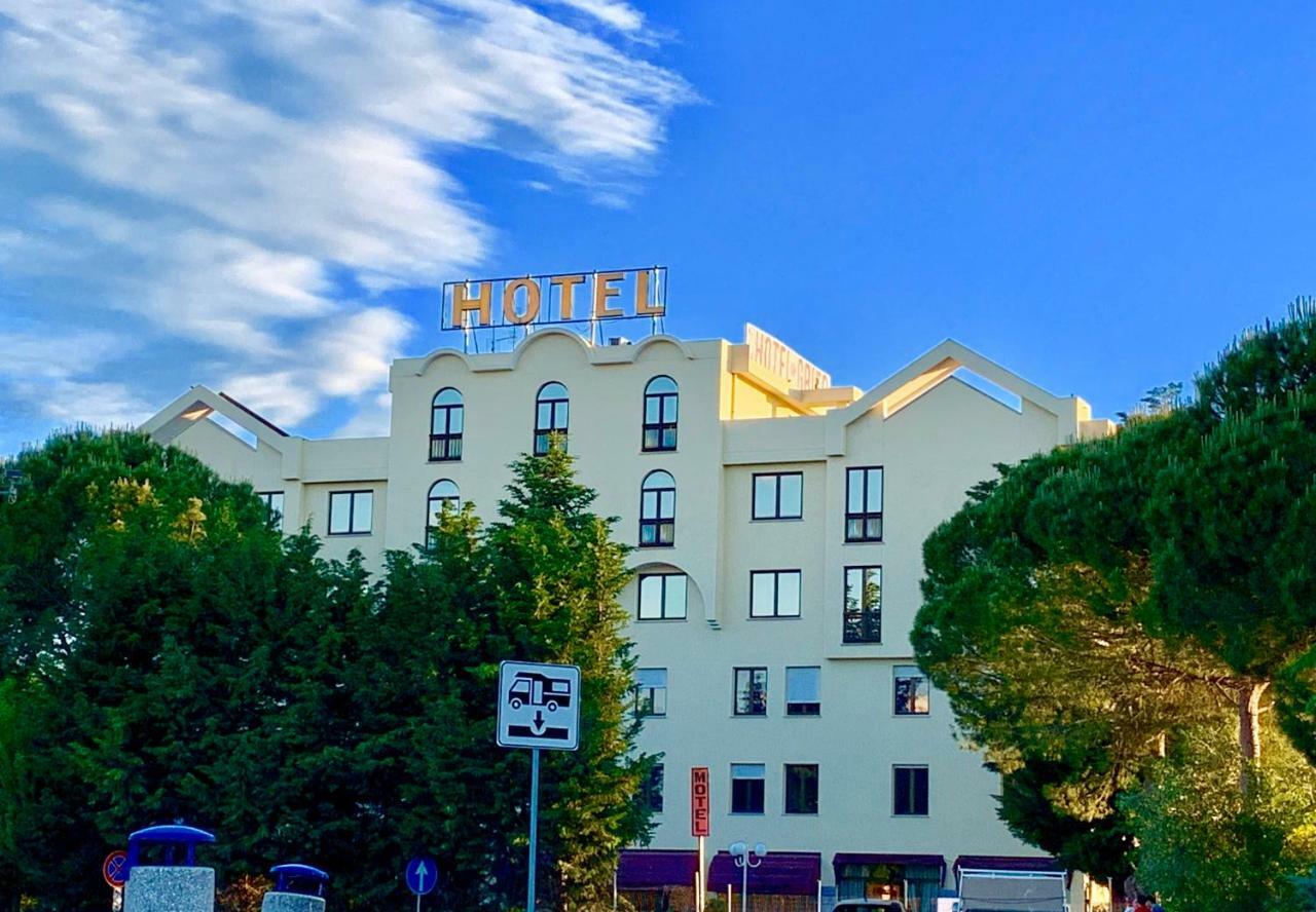Il Grifo Hotel e Bisteccheria Toscana Montepulciano Stazione Esterno foto